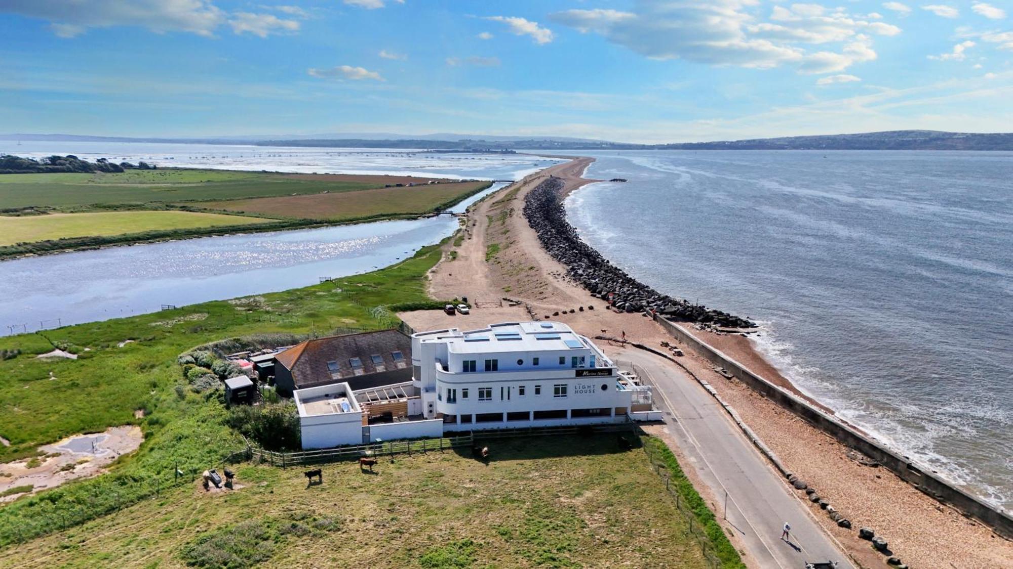 Marine House Hotel Лимингтън Екстериор снимка