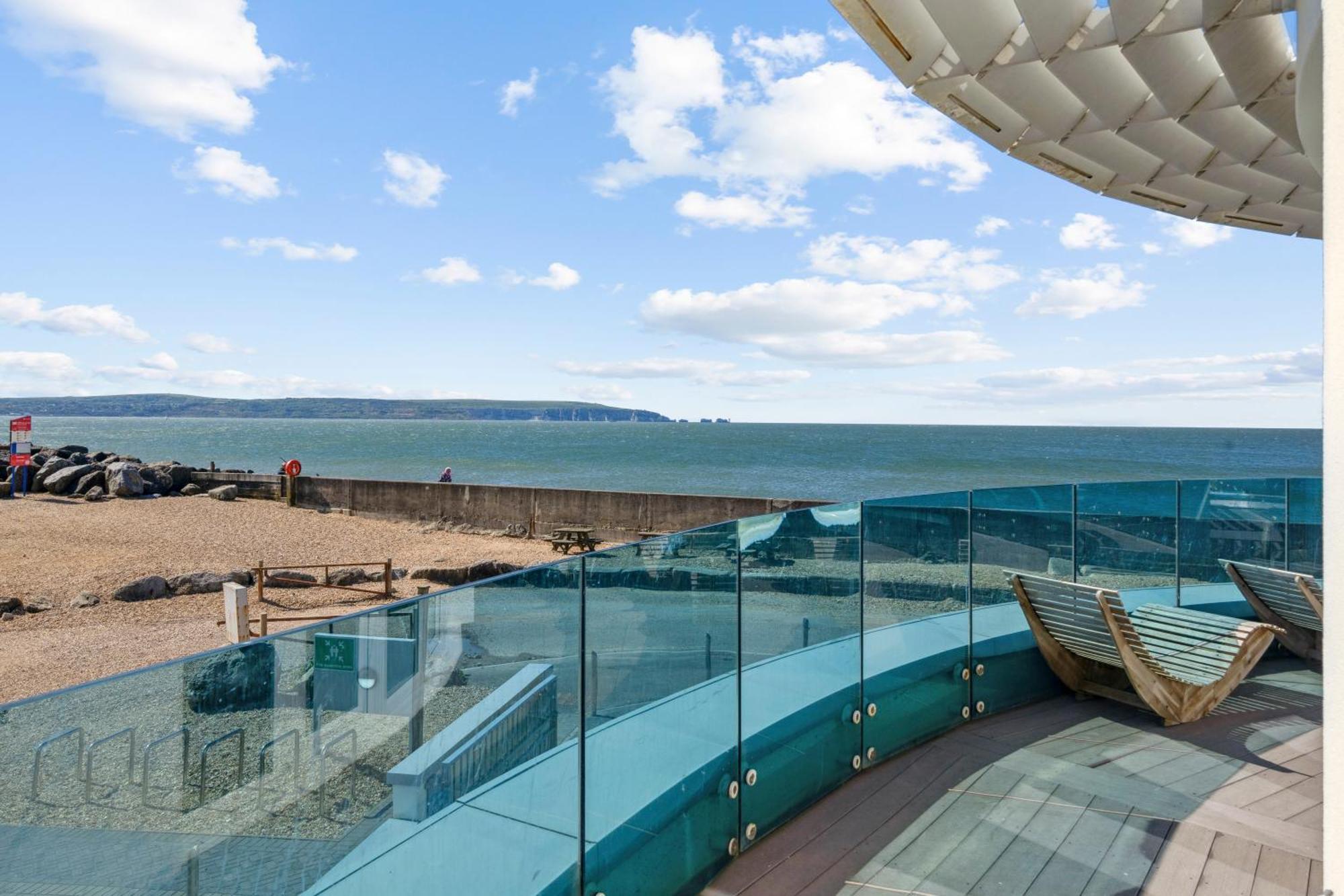 Marine House Hotel Лимингтън Екстериор снимка